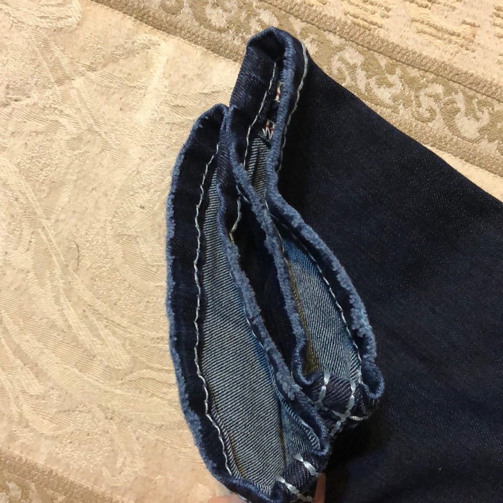 Silver Jeans - Picture 7 of 7